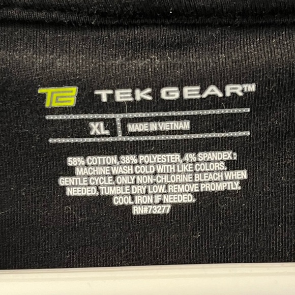 Tek Gear size XL Black top - Picture 3 of 5